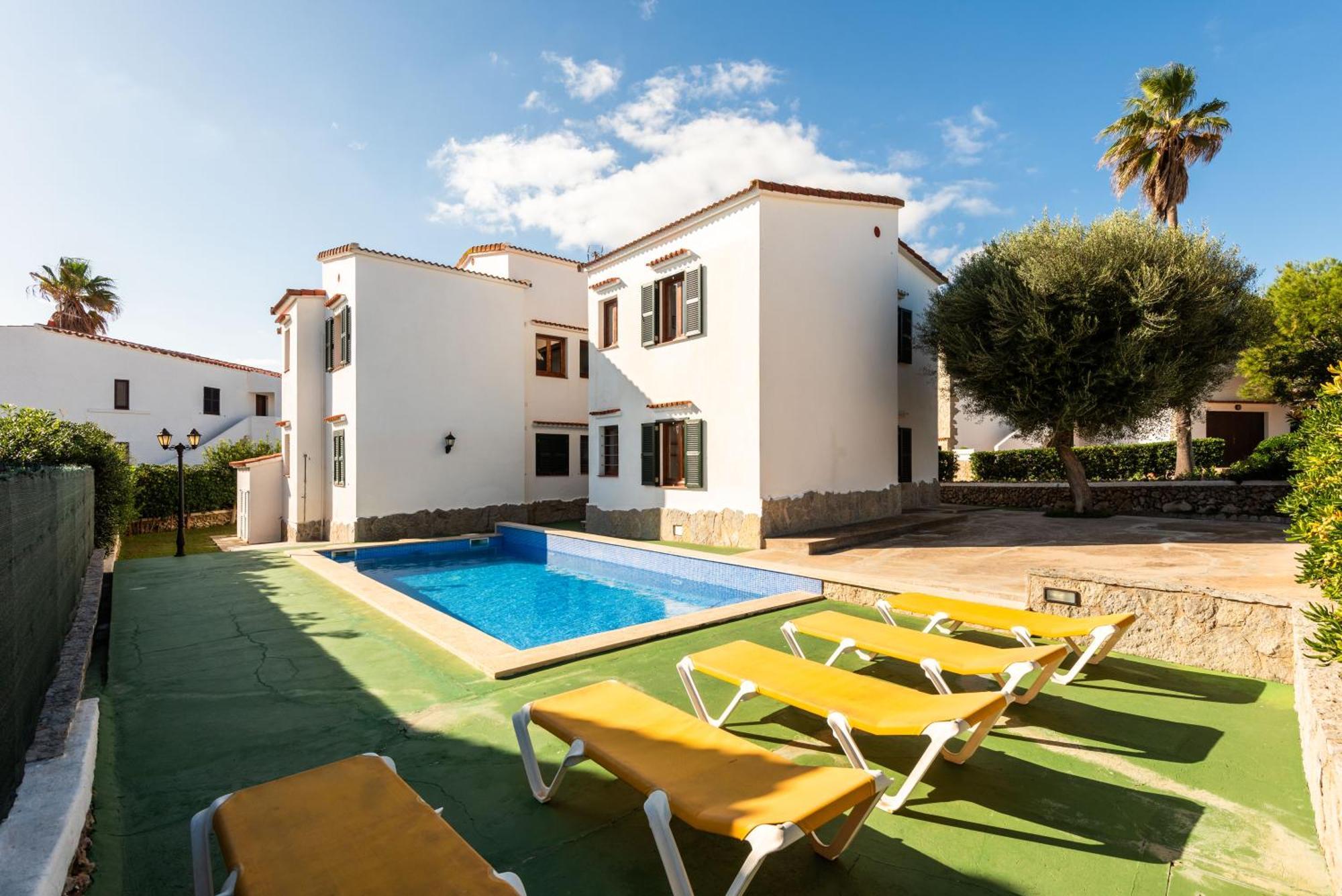 Apartment Ullastres I